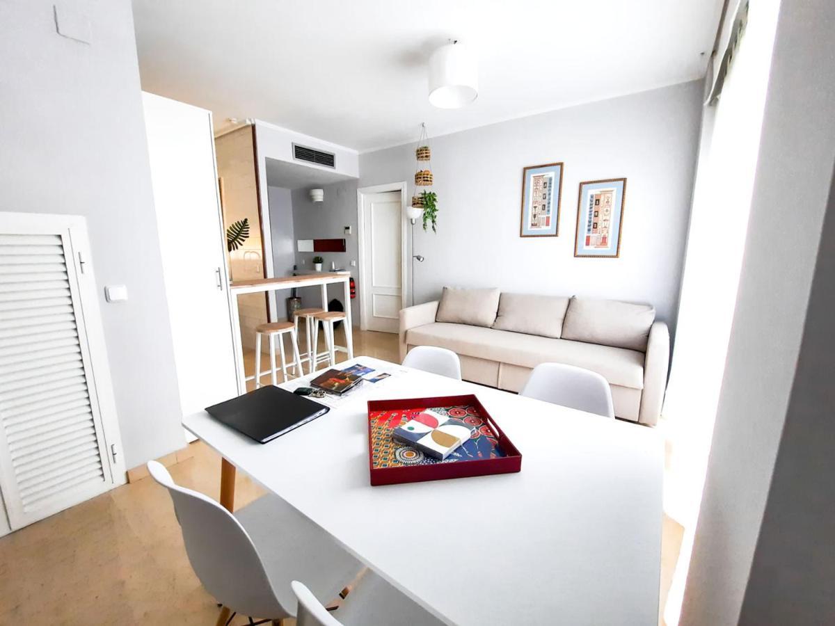 Apartamento Torre Triana, Parking Free Gratis! Sevilla